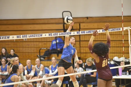 Lakeview sweeps PV in playoff opener